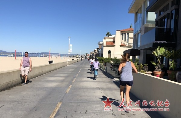 面朝大海 做一天“洛杉矶人” 面朝大海 做一天“洛杉矶人”